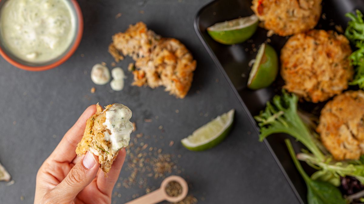 10 Substitutes for Mayonnaise in Crab Cakes