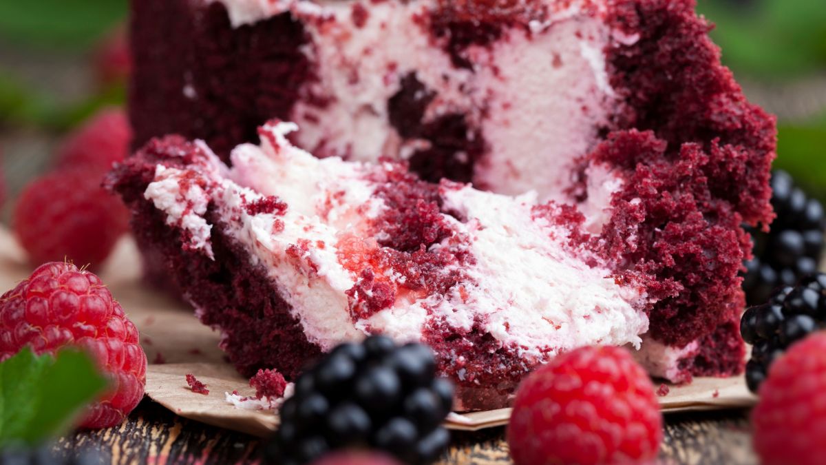 Berry Filling that Goes with Red Velvet Cake