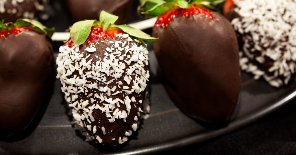 Best Toppings for Chocolate Covered-Strawberries