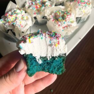 Blue velvet cupcakes recipe