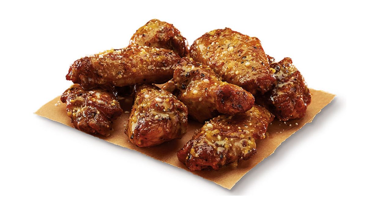 Caesars Wings With Garlic Parmesan Sauce