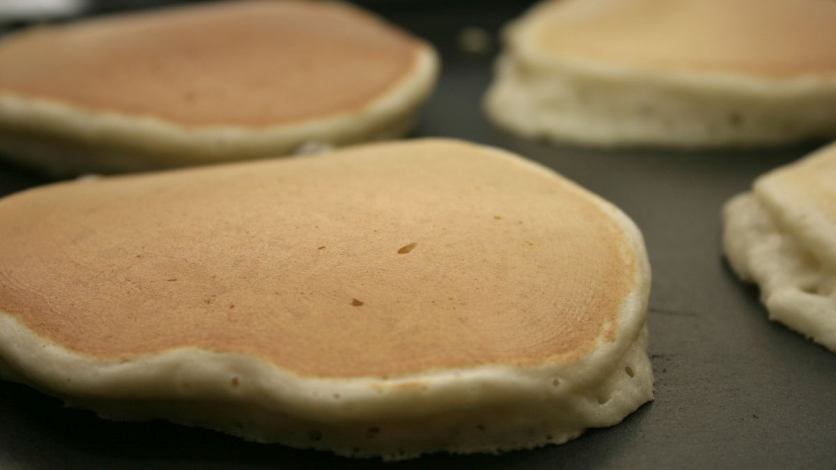 Can You Eat Undercooked Pancakes