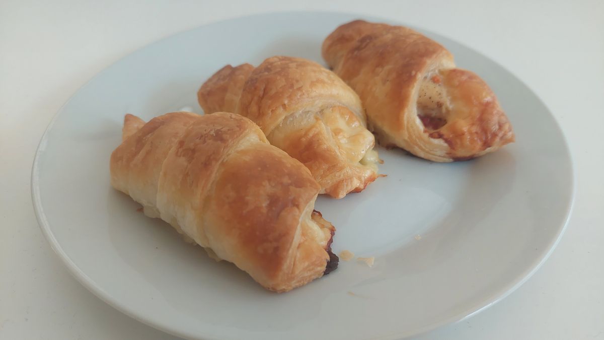 Chicken Crescent Roll Ups