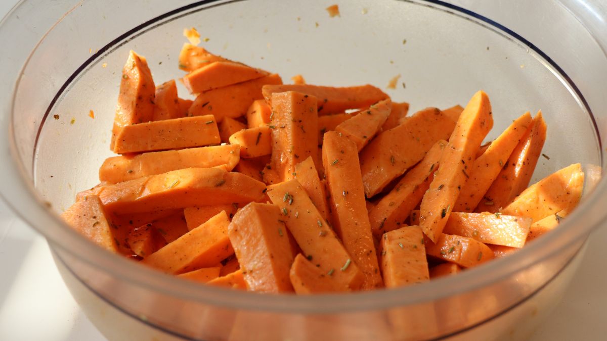 Cinnamon Dipping Sauce for Sweet Potato Fries