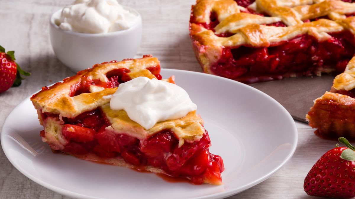 Do You Serve Strawberry Pie Hot or Cold