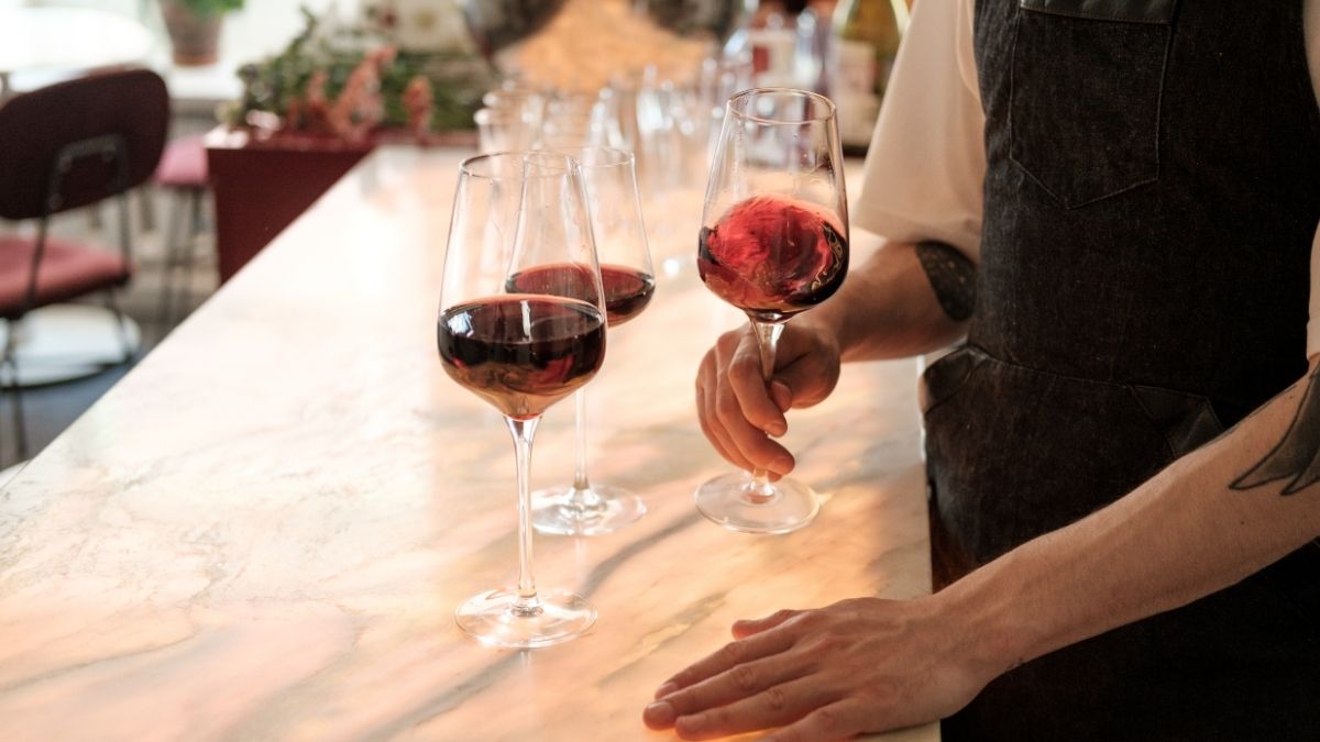 Exploring the Benefits of Intensive Sommelier Training
