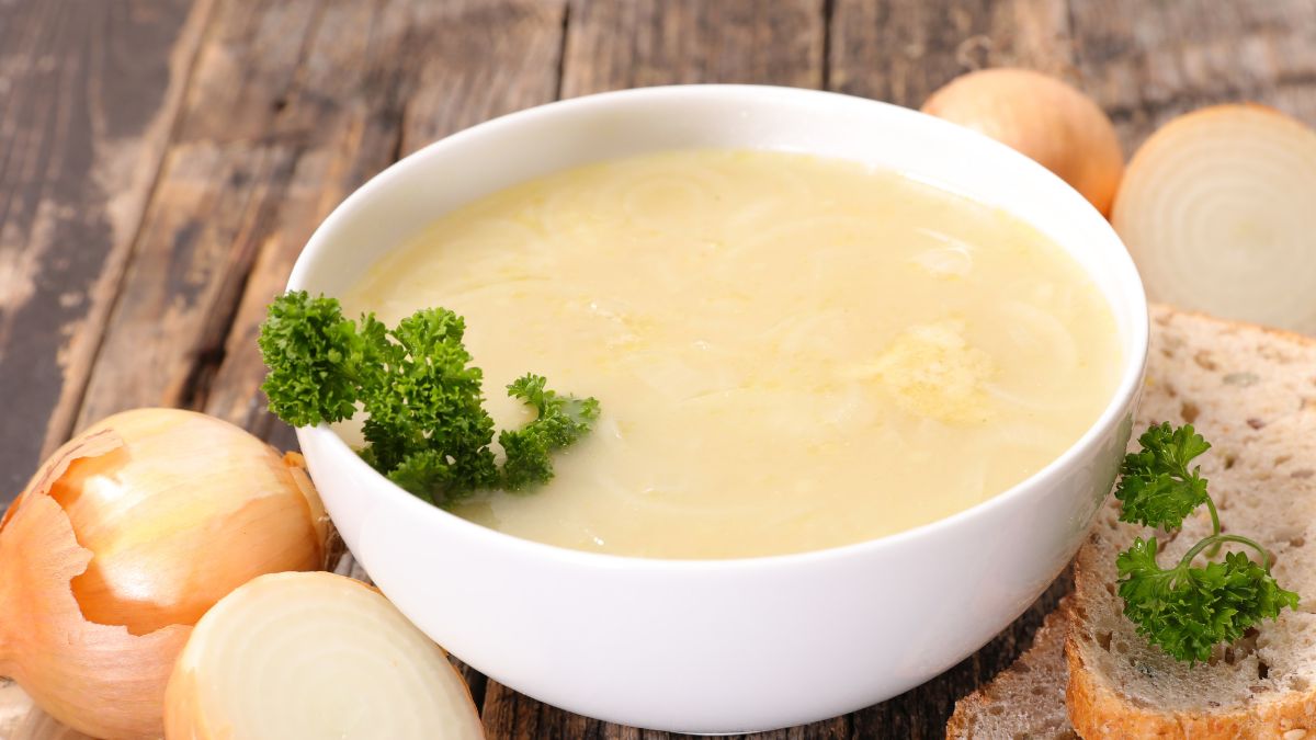 French Onion Soup with Nutritional Yeast