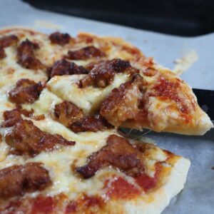 General Tso Chicken Pizza