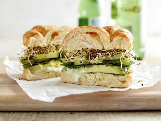 GreenGoddessVegCroissantSandwich 96386
