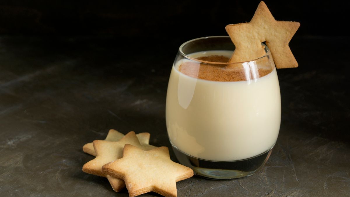 How Much Eggnog Is a Serving