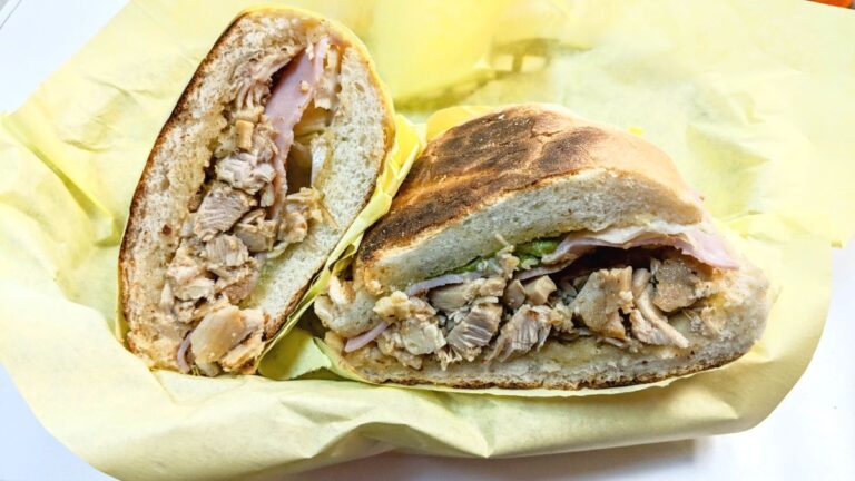 How to Keep Sandwiches Warm Without Getting Soggy