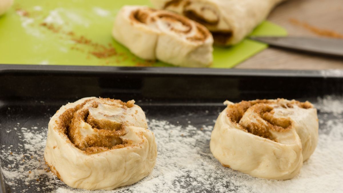 How to Make Cinnamon Rolls Rise Faster 1