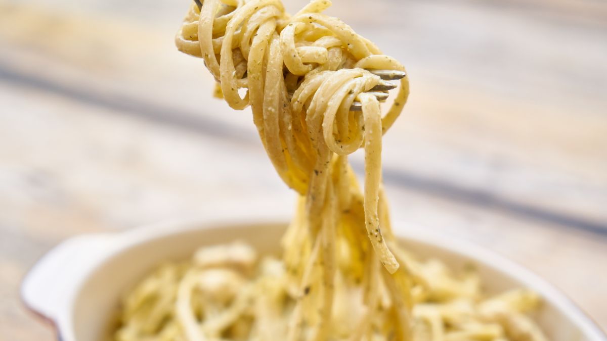 How to Make Prego Alfredo Sauce Better (1)