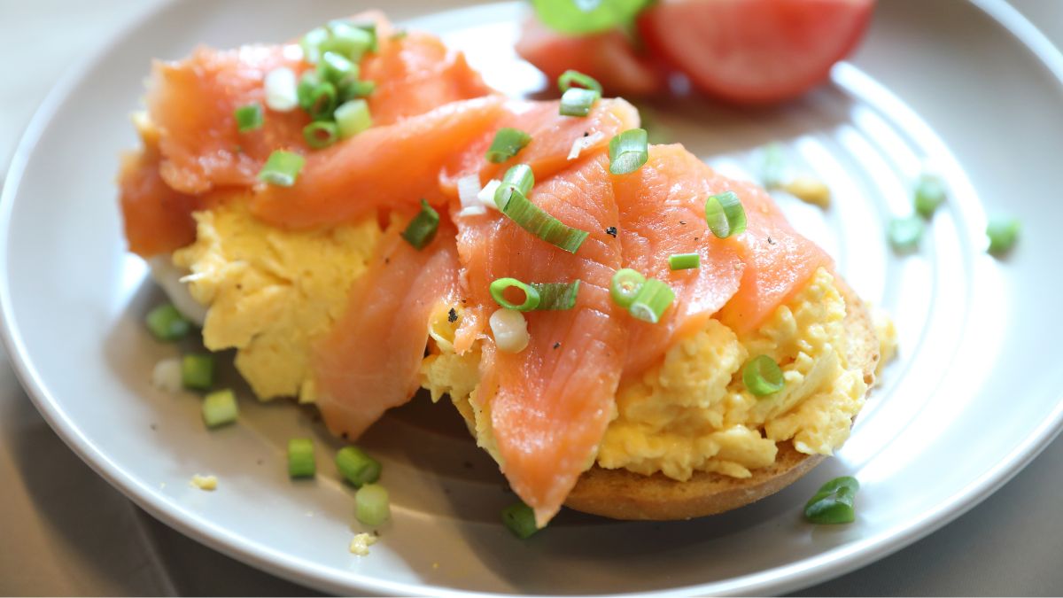 How to Serve Smoked Salmon