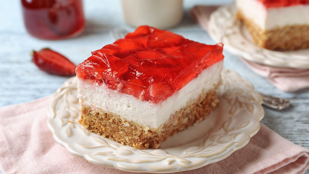 Judy’s Strawberry Pretzel Salad