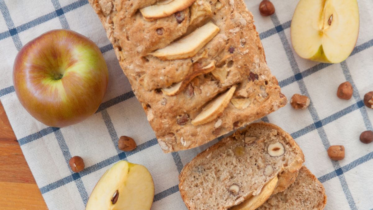 McIntosh Apple Bread