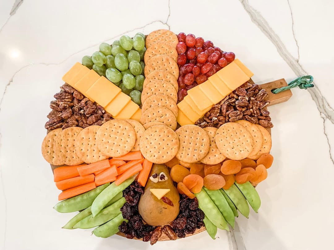 My turkey board thanks @thebakermama for the idea charcuterieboard thanksgivingboard turkeyboard thebakermama mycontributiontodinner thanksgiving foodfun beautifulboardscookbook happythanksgiving