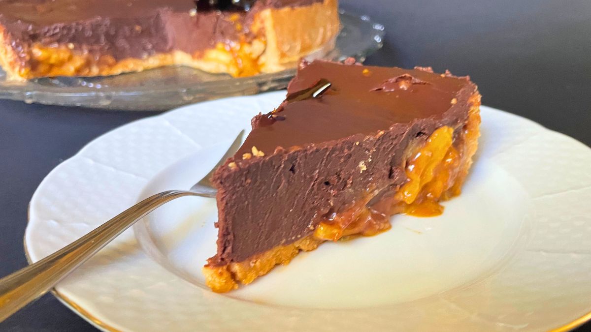 No Bake Chocolate Banana Cake Recipe