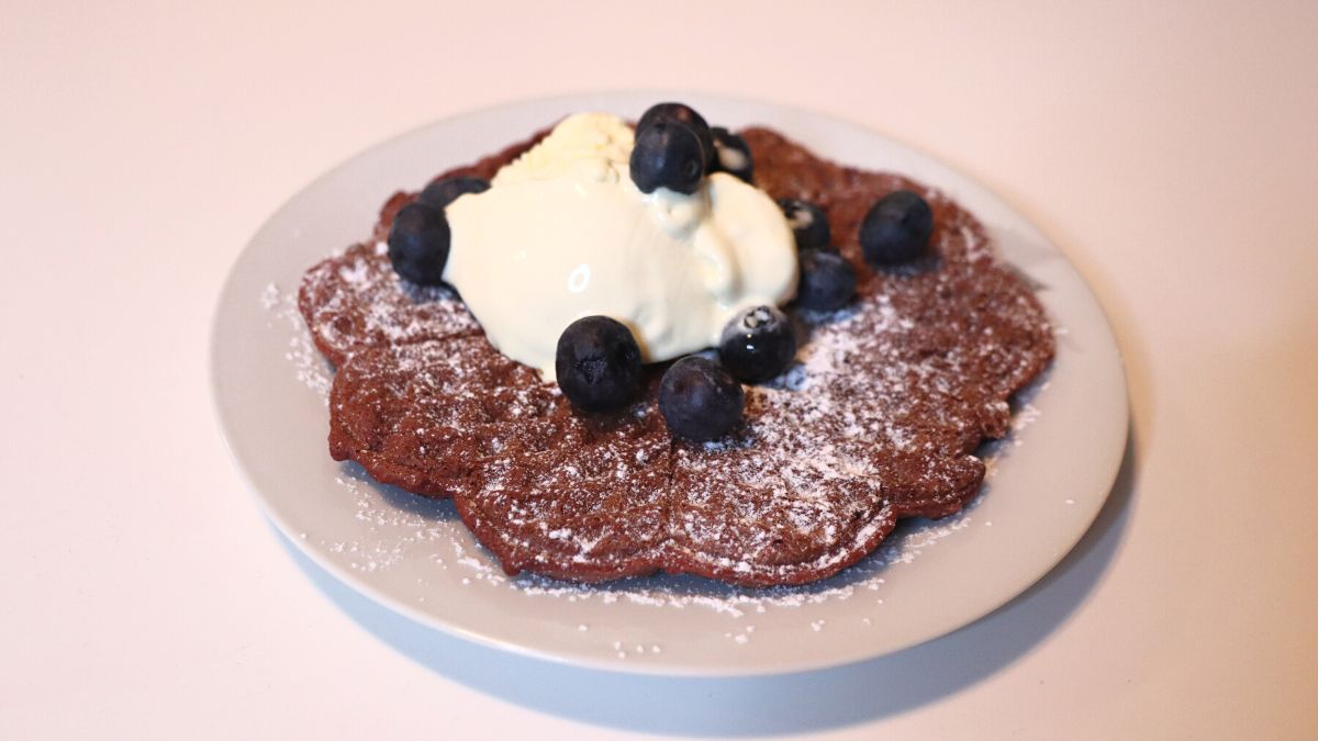 Red Velvet Waffles With Cake Mix