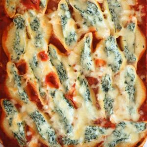 Ricotta and Spinach Stuffed Shells [Recipe]