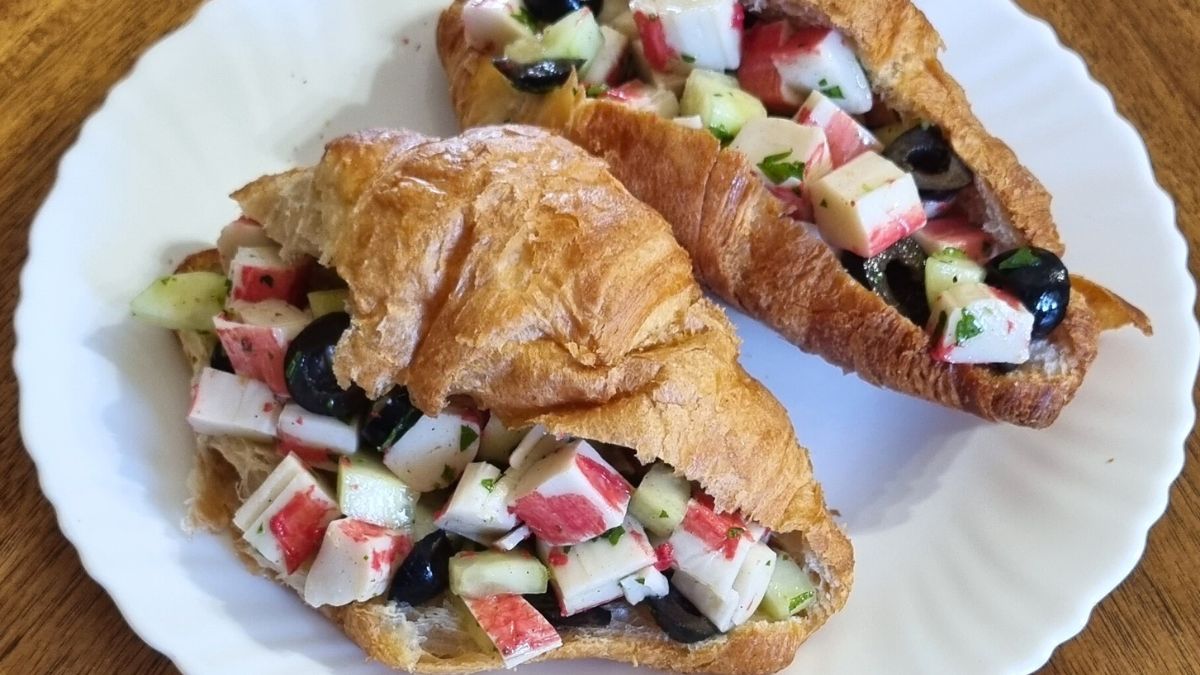 Surimi Salad Sandwich [Imitation Crab Meat Recipe]