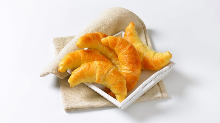 7 Vegetarian Pillsbury Crescent Rolls Dinner Ideas