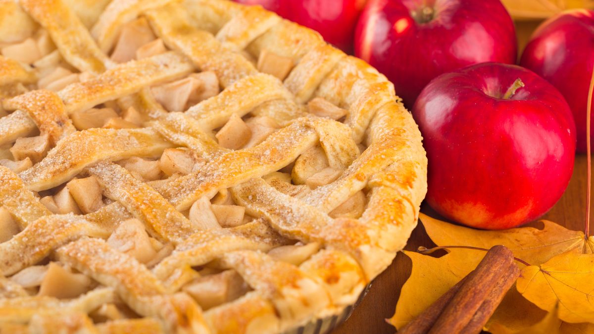 What Does Apple Pie Taste Like