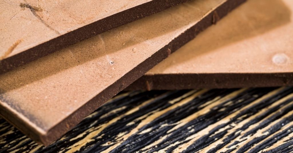 what happens if you eat expired chocolate bloom