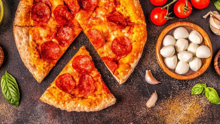 What to Serve with Costco Pizza? [8 Best Suggestions]