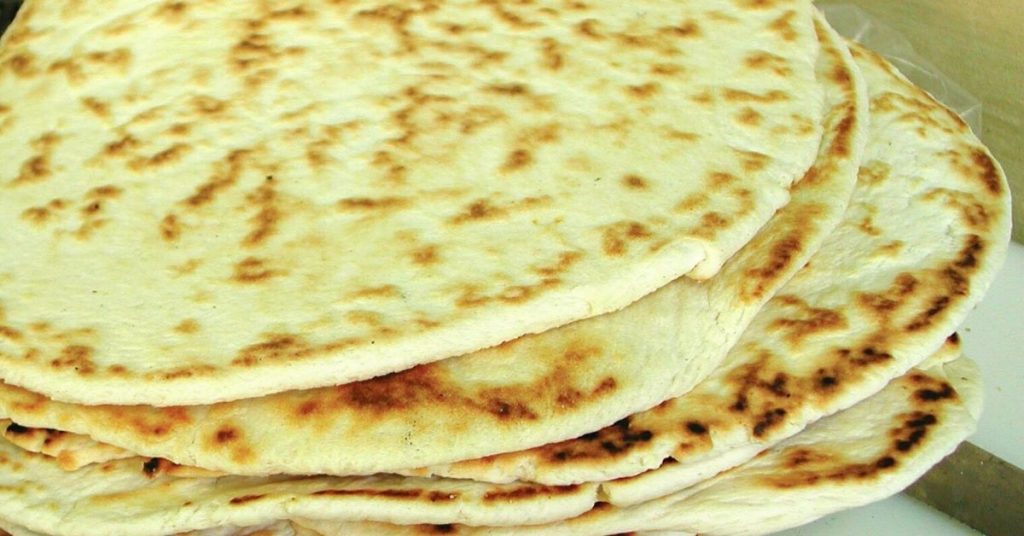 What to Serve With Chili at a party