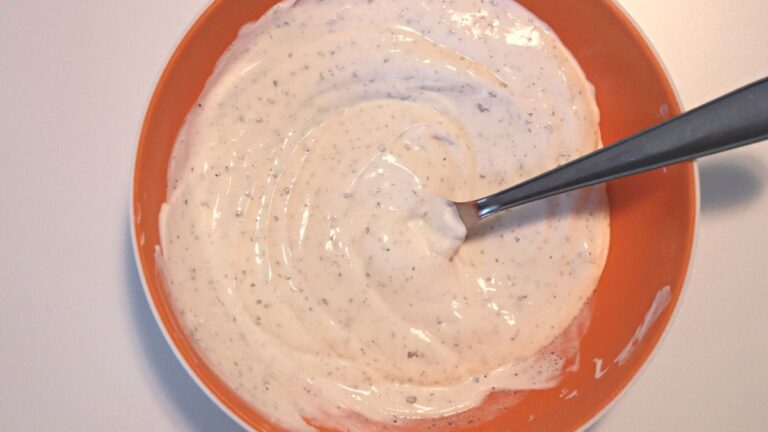 White Sauce Dip for Nachos