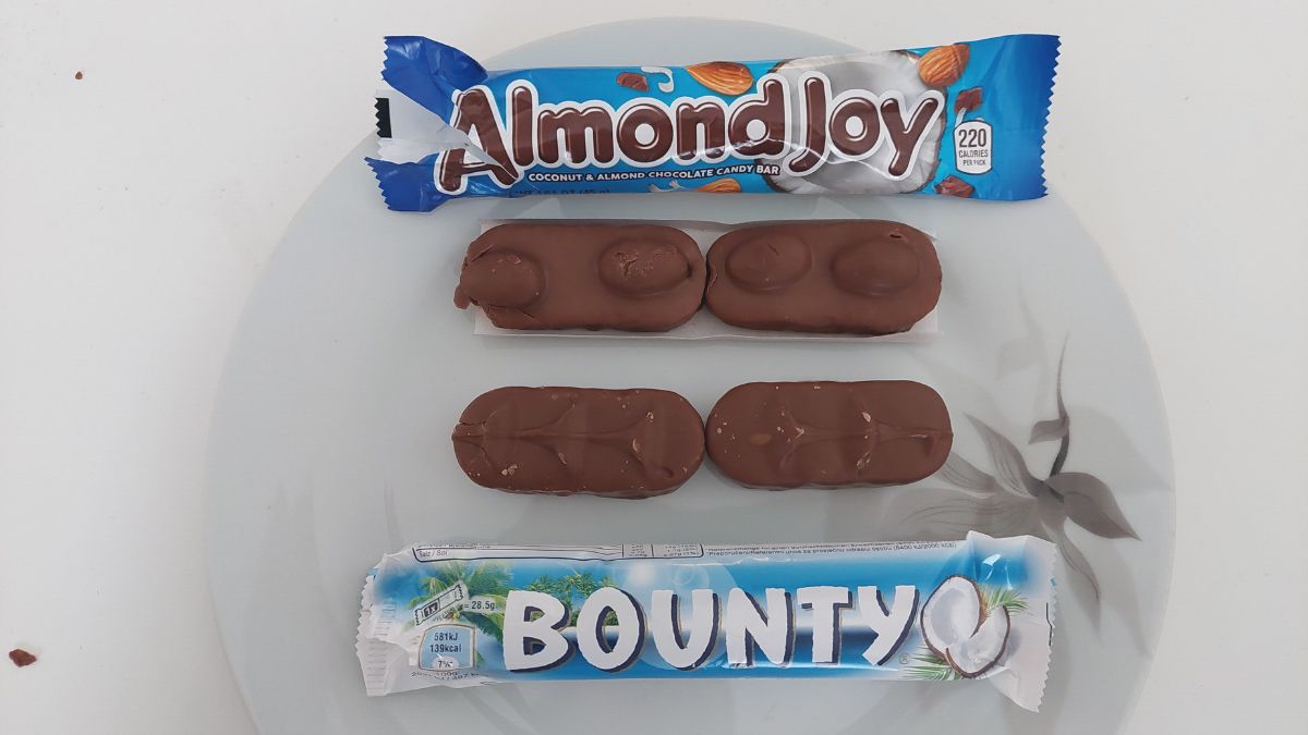 almond joy vs bounty