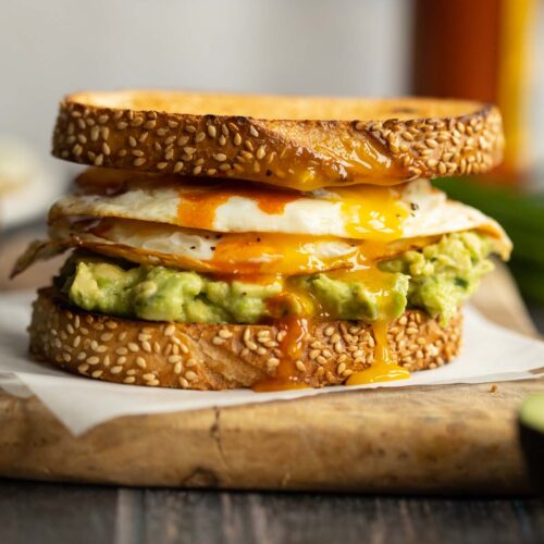avocado egg sandwich