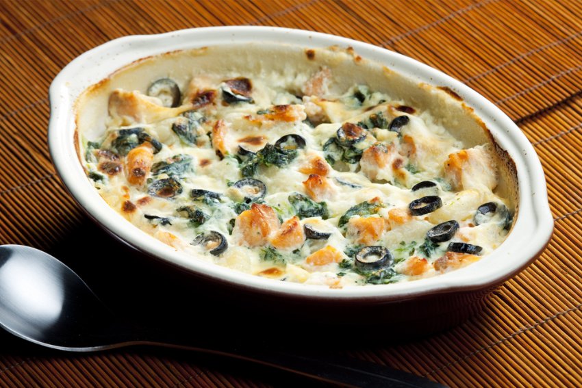baked gnocchi with salmon spinach and black olives