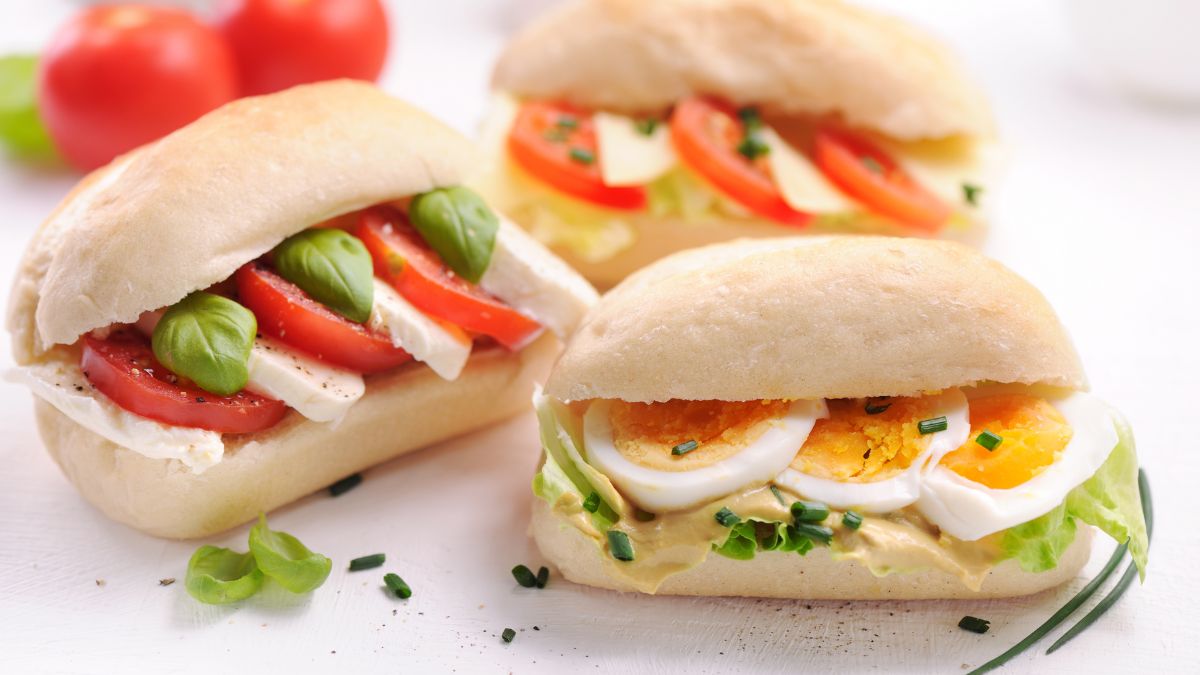 best Cheese for Breakfast Sandwich mozarella