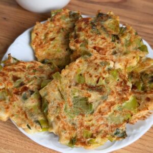 cheesy leek fritters