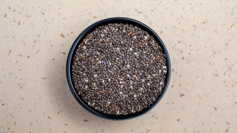 Chia Seed Cake Recipe for a Healthy and Delicious Treat