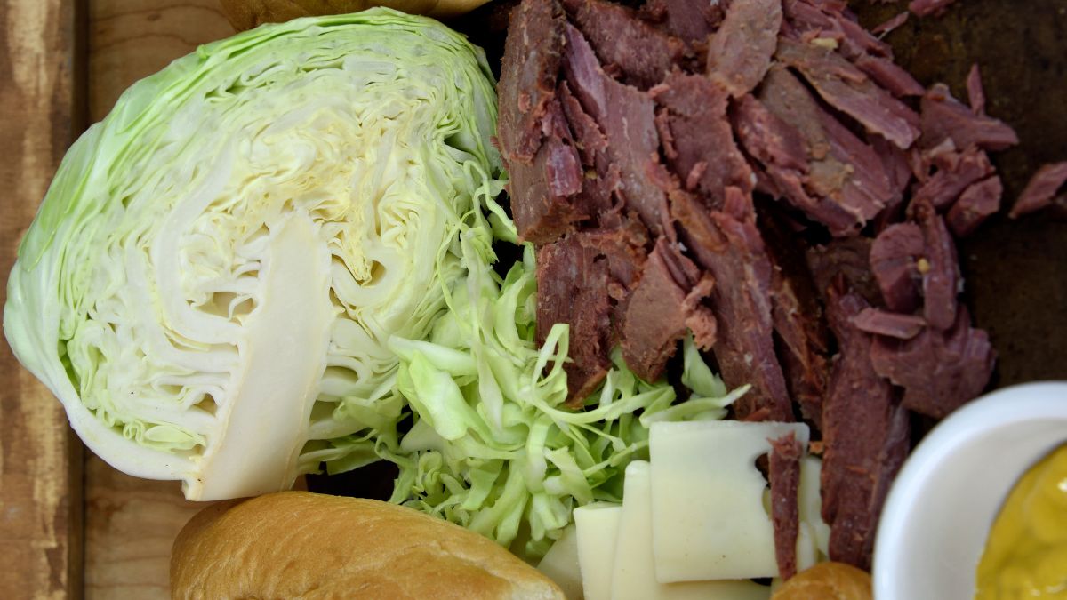 corn beef sandwich ingredients