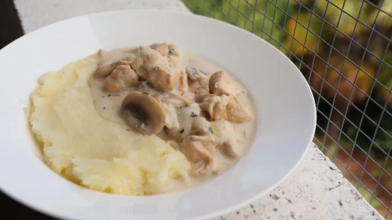 Creamy Chicken Breast With Mushrooms