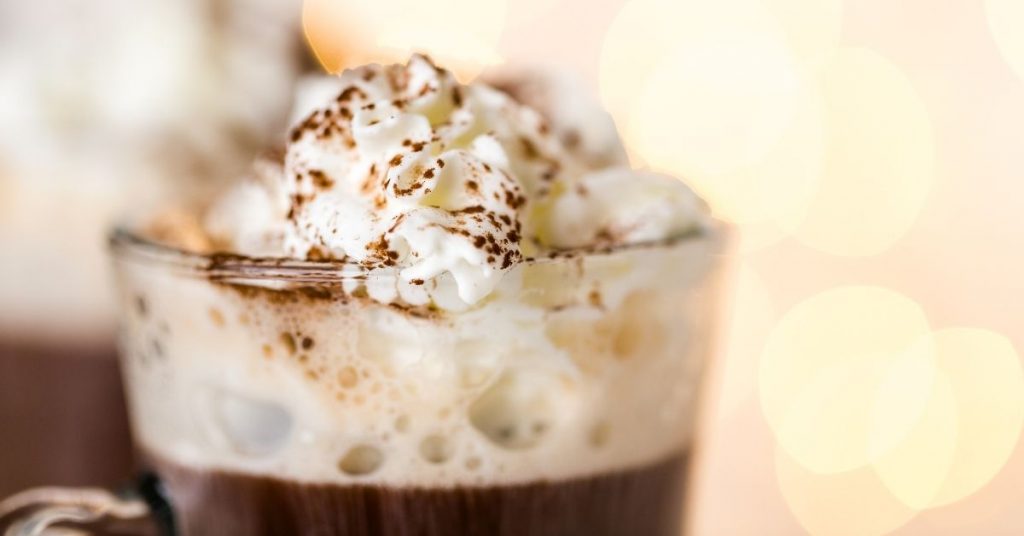 fast food restaurants that sell hot chocolate