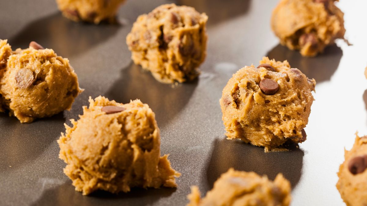 perfect cookie dough able to hold its shape on baking tray