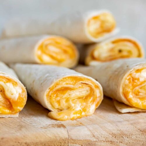 taco bell cheesy roll ups 1