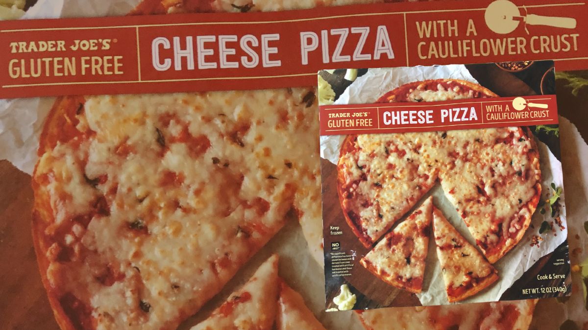 trader joes cheese pizza with cauliflower crust