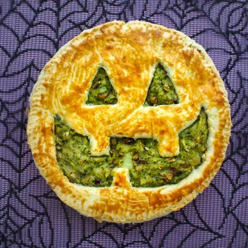 vegan halloween pie main 791666769ba9ab81eb37d5807575fd5f 960