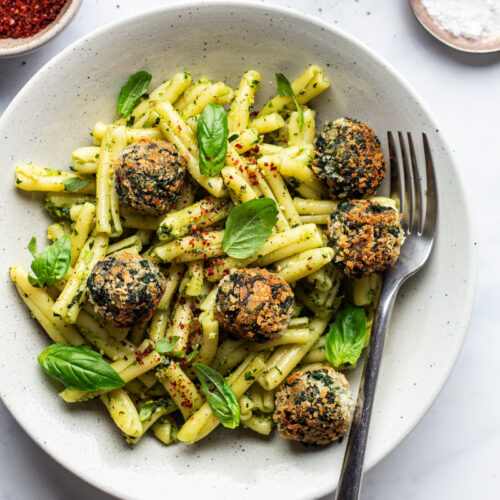 vegan spinach balls pasta 800x1200 1