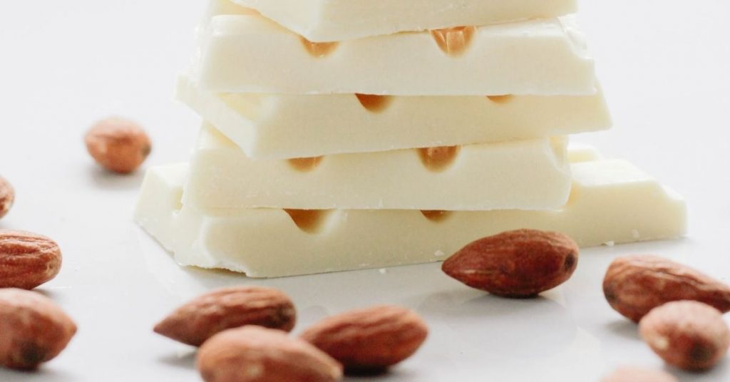 what is almond bark made of