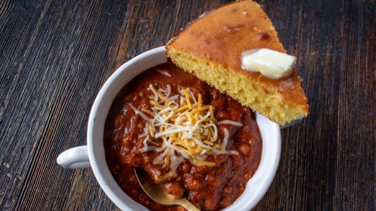 What Soup Goes With Cornbread? 12 Ideas