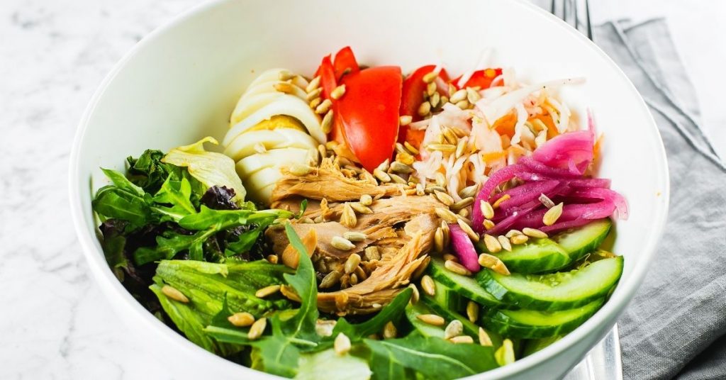 what to eat with boiled eggs